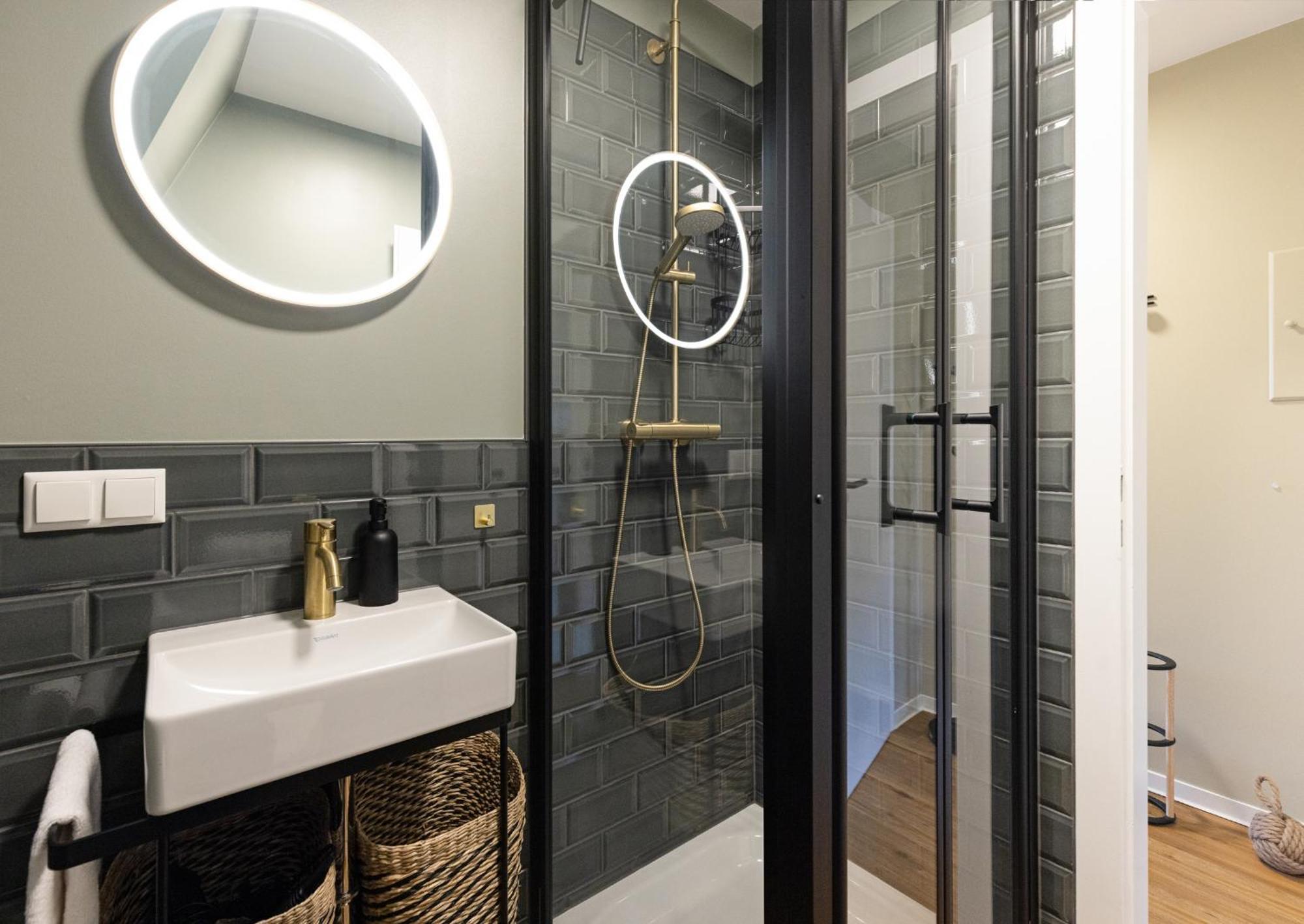 Hideaway Apartment ลิสท์ ภายนอก รูปภาพ